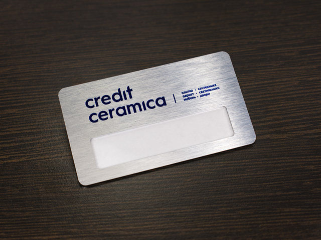 металлический бейдж с окном